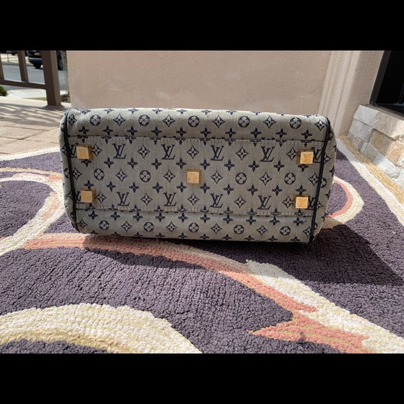 Louis Vuitton Monogram Lin Josephine PM Canvas. - Picture 6 of 9